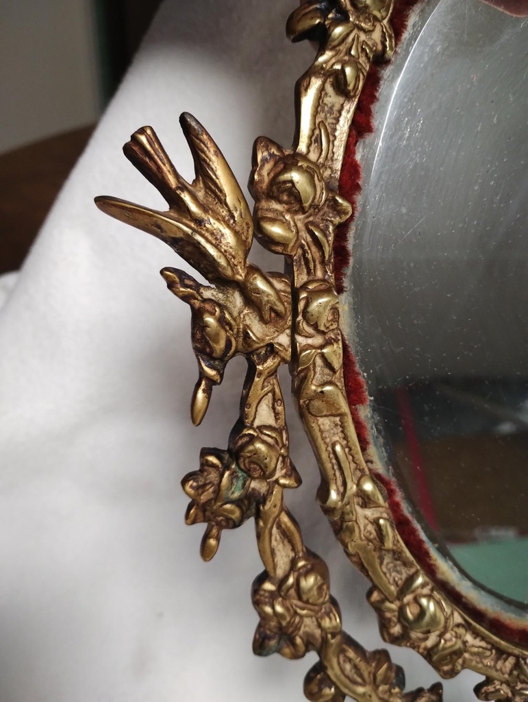Miroir ancien baroque en laiton doré – Décor oiseaux & fleurs