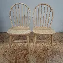 chaises face.webp