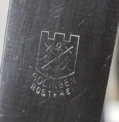 Ménagère ancienne Solingen en métal argenté, env. 80 pièces