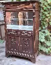 Avant - buffet vitrine tête de Lion.webp