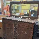 05. Avant_Buffet Sculpé motif floreaux avec miroir_Pearl of Akoya.webp