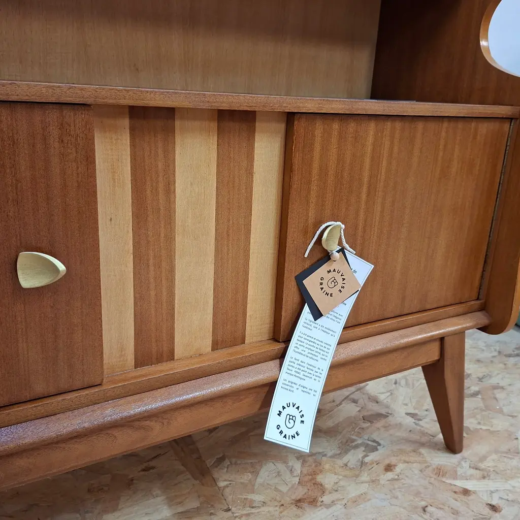 détails portes et poignées.webp