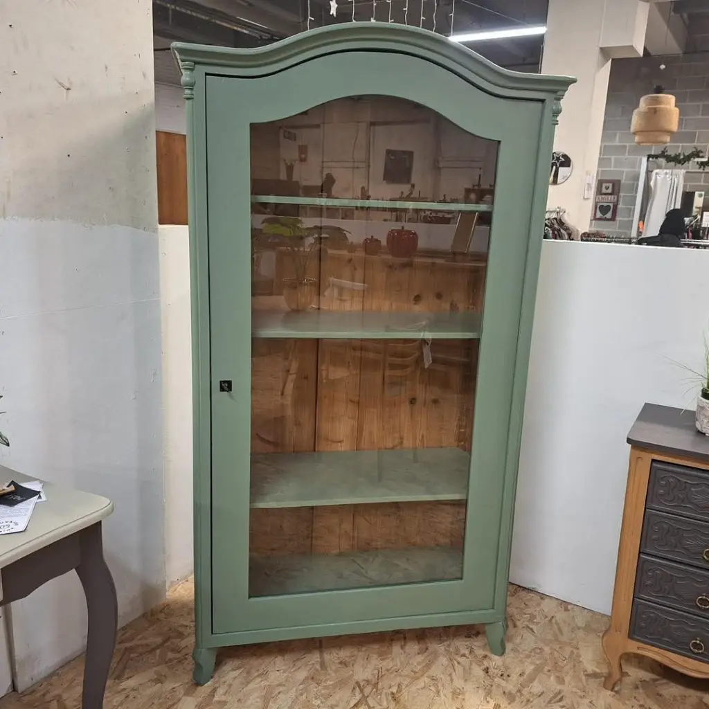 02. Après Vitrine Cricket.webp