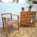 mis en scene avec commode.webp