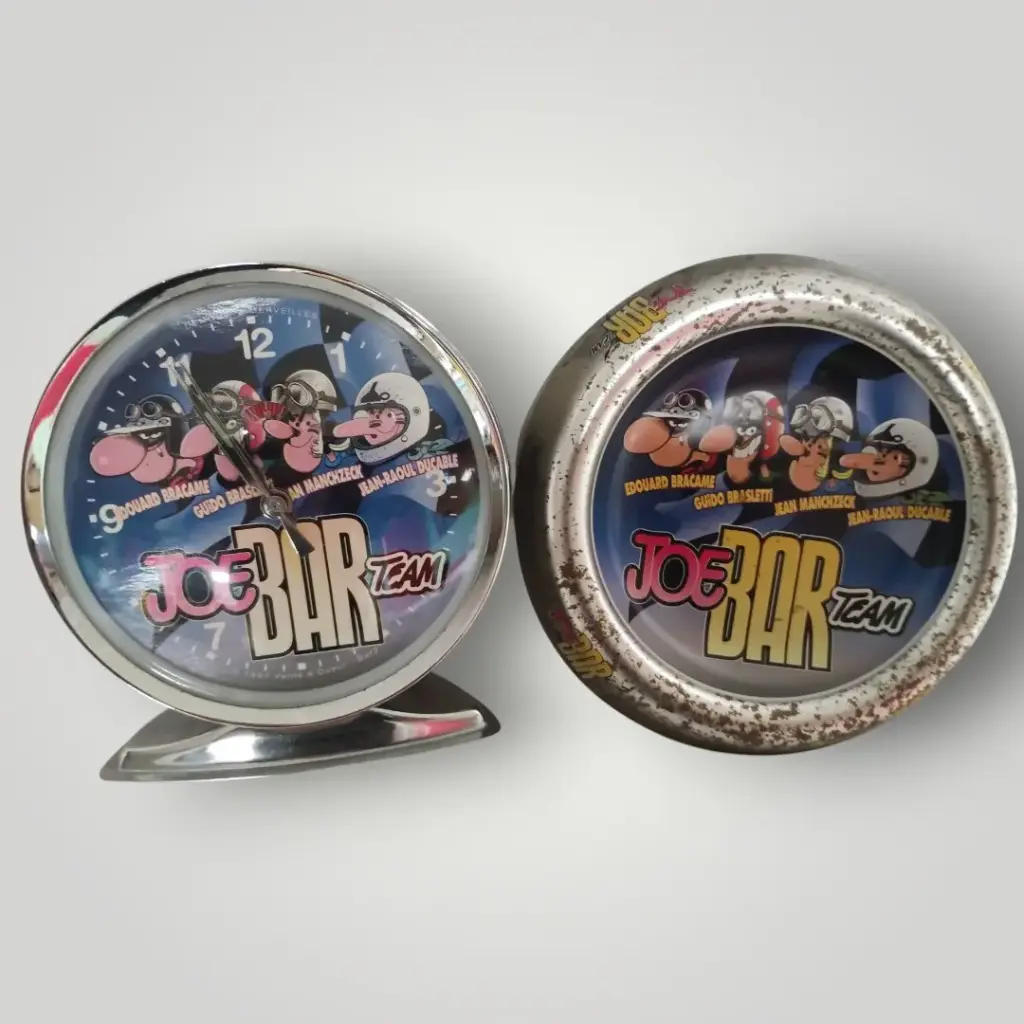 Lot réveil + cendrier Joe Bar