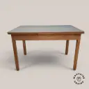 Table « 50's » avec 2 allonges