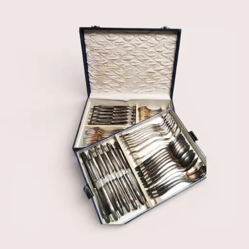 Ménagère ancienne Solingen en métal argenté